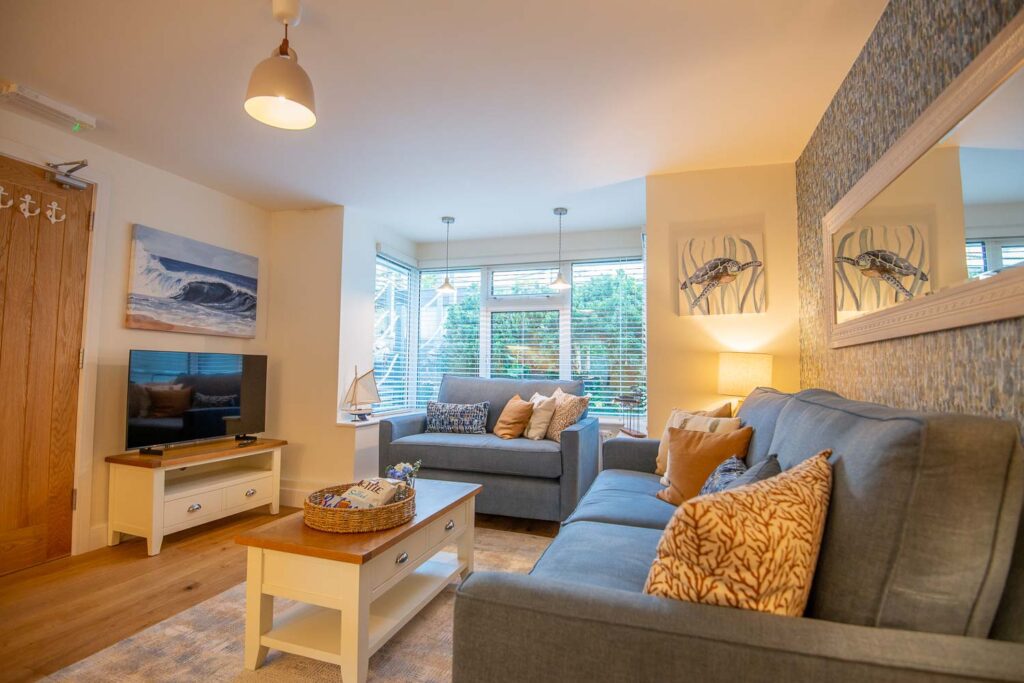 Seascape & Stones Throw Bathroom - Luxury holiday apartments in Kent